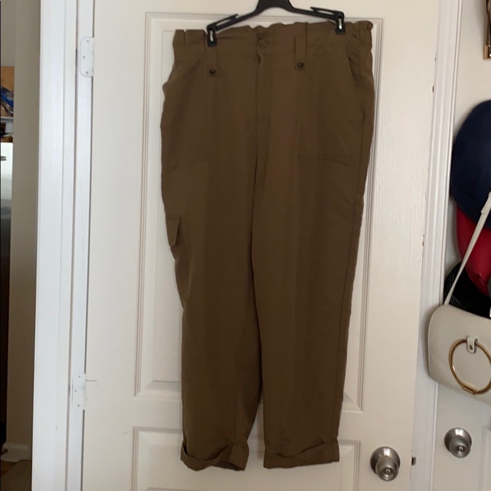 Olive paper bag trousers